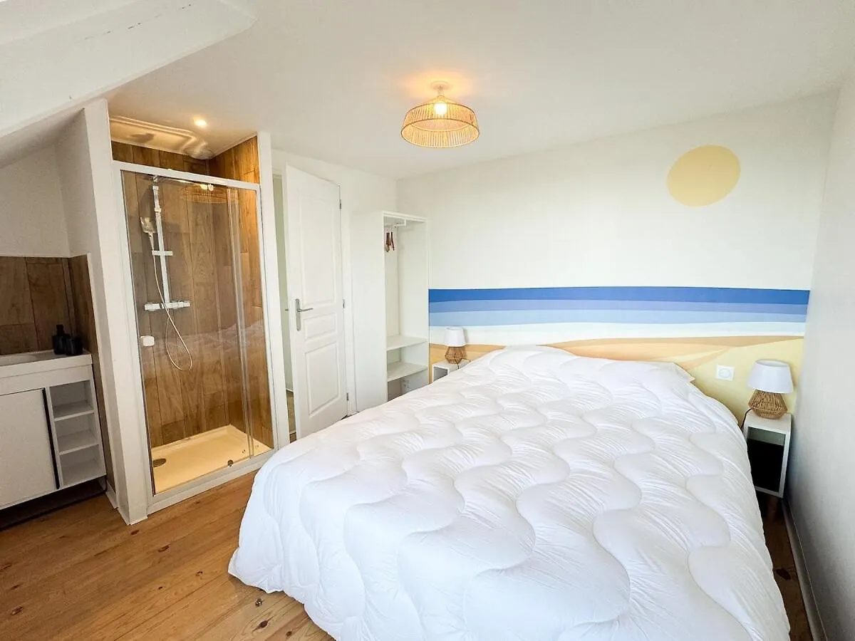 Holiday home Brise Marine Villa Le Vivier-sur-Mer France