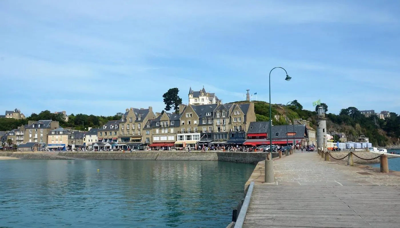 Brise Marine Villa Le Vivier-sur-Mer Holiday home